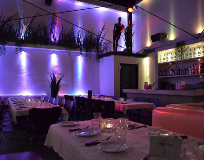 Salle-privée-Lounge-840-X-556 Salle-privée-Lounge-840-X-556